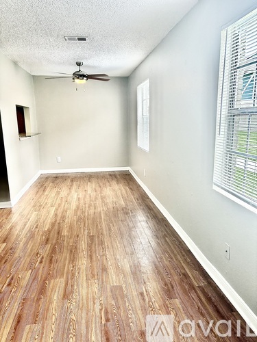 Staples 2 Beds Apartment for Rent - Photo gallery 3