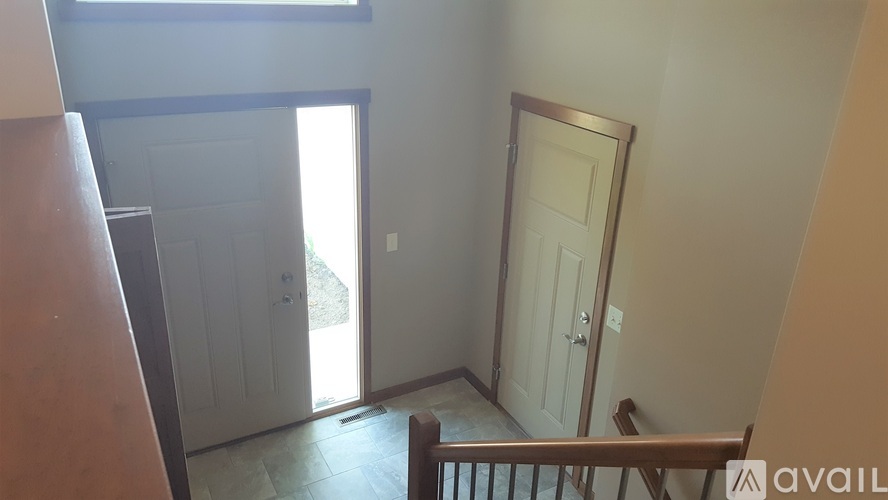 3920 Stone Point Dr NE 4 Beds Single Family Home for Rent - Photo gallery 2