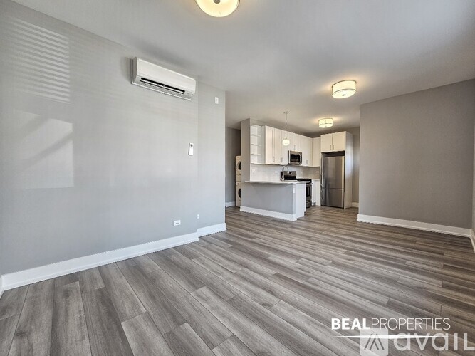 3933 N Janssen Ave 2 Beds Apartment for Rent - Photo gallery 1