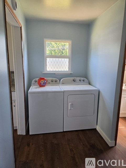 15547 27Th Avenue Northeast 3 Beds Apartment for Rent