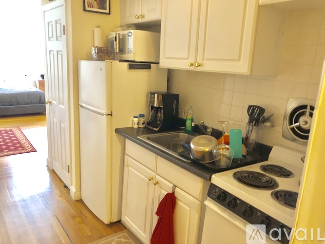 529 Beacon St Studio Apartment for Rent - Photo gallery 1