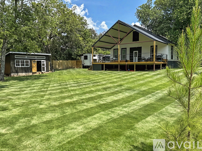 1517 Cumberland Avenue 3 Beds Single Family Home for Rent - Photo gallery 3