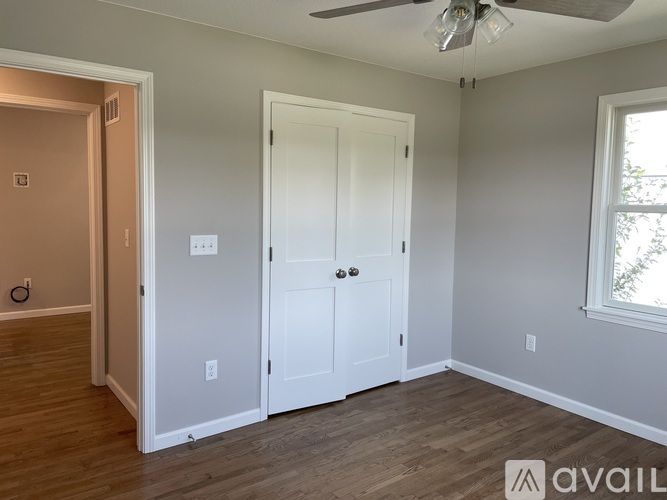 1726 West 22nd Street 2 Beds Single Family Home for Rent - Photo gallery 3