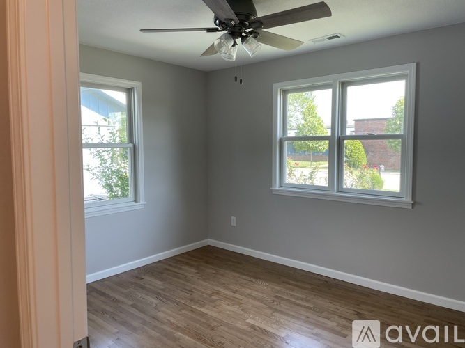 1726 West 22nd Street 2 Beds Single Family Home for Rent - Photo gallery 4
