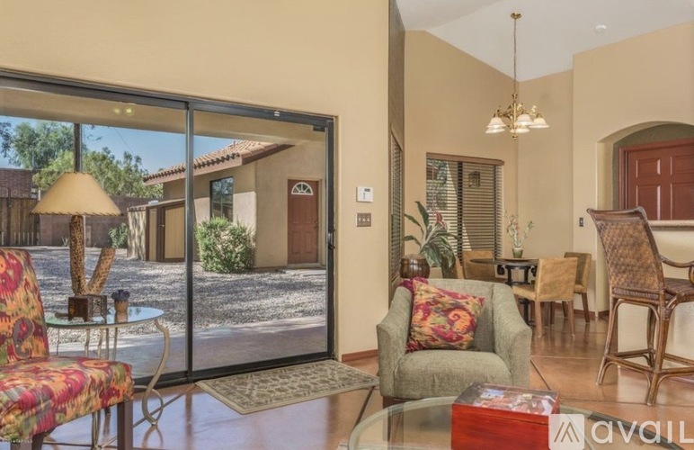 1448 East Lester Street 5 Beds Single Family Home for Rent - Photo gallery 3