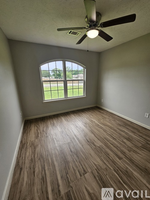 21 Lariat Drive 4 Beds Single Family Home for Rent - Photo gallery 2