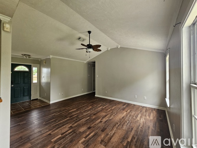 21 Lariat Drive 4 Beds Single Family Home for Rent - Photo gallery 3