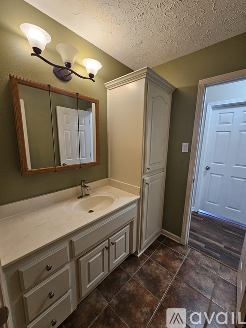 21 Lariat Drive 4 Beds Single Family Home for Rent - Photo gallery 5