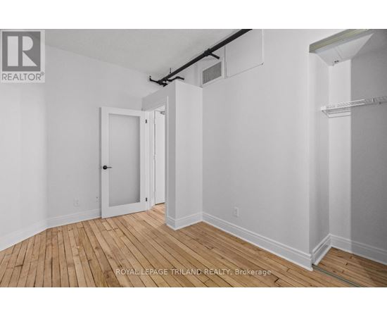 204 - 330 CLARENCE STREET 1 Home, Multifamily for Rent - Photo gallery 1