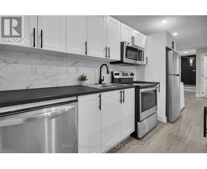 1 - 425 MCKENZIE AVENUE 2 Beds Home, Multifamily for Rent - Photo gallery 1