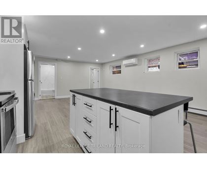 1 - 425 MCKENZIE AVENUE 2 Beds Home, Multifamily for Rent - Photo gallery 5