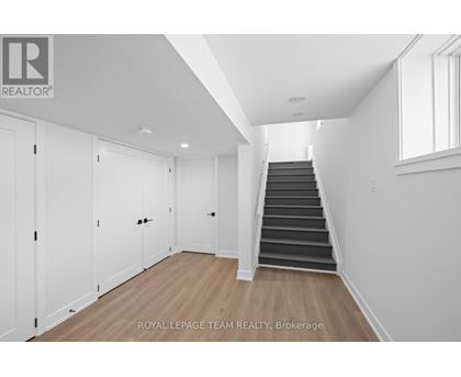 1 - 1098 MOORE STREET 2 Beds House for Rent - Photo gallery 2