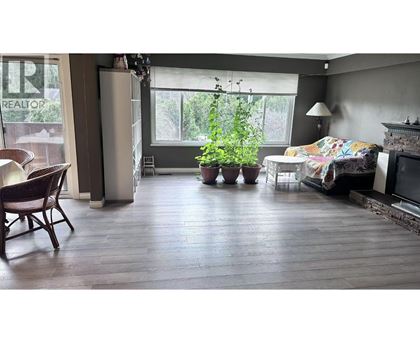 4050 MT SEYMOURE PARKWAY 3 Beds House for Rent - Photo gallery 4