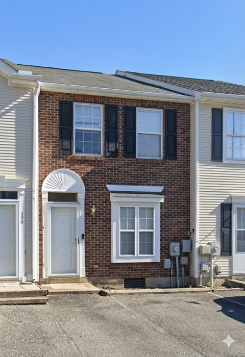 208 Fieldstone Ln 2 Beds Apartment for Rent