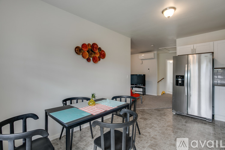 3901 S Angel Pl 3 Beds Apartment for Rent - Photo gallery 3
