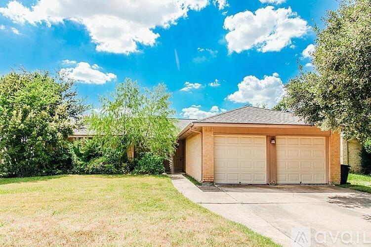 2607 Cypressvine Drive 3 Beds Single Family Home for Rent - Photo gallery 1