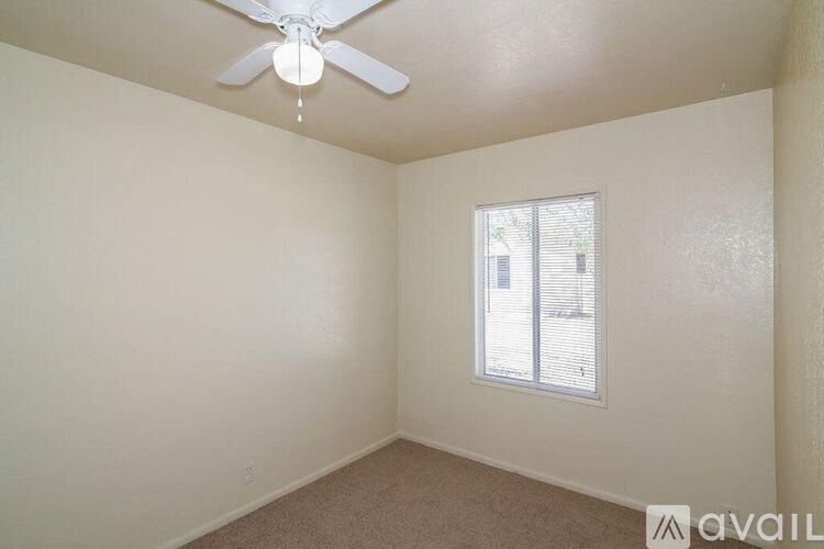 2634 Desert St 1 Apartment for Rent - Photo gallery 5