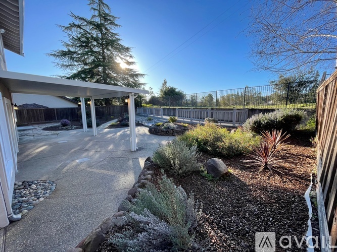2254 Lake Crest Court 3 Beds Single Family Home for Rent - Photo gallery 1
