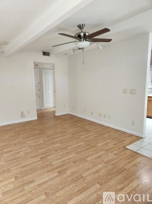 42347 52nd Street West 2 Beds Single Family Home for Rent - Photo gallery 2