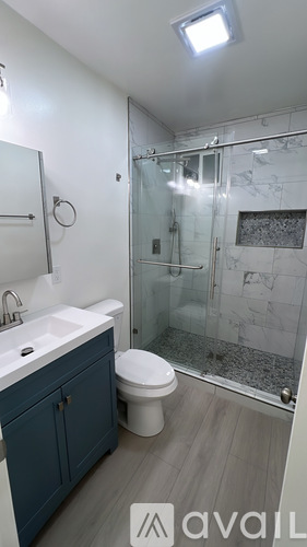 14038 Kornblum Avenue 3 Beds Single Family Home for Rent - Photo gallery 3