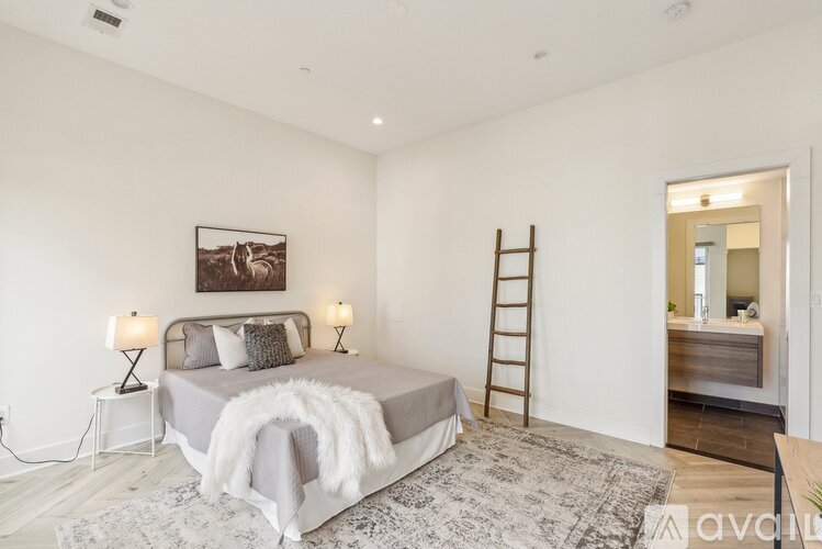 1214 Queen St NE 3 Beds Condo for Rent - Photo gallery 3