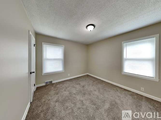 7217 28th Avenue Northwest 3 Beds Single Family Home for Rent - Photo gallery 4