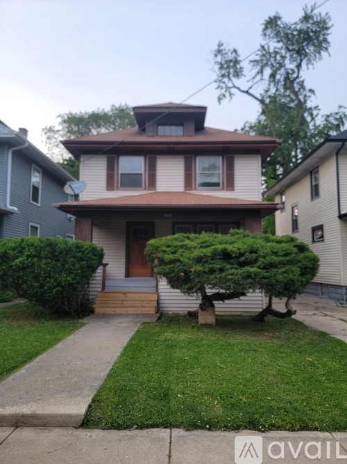 348 Marion Avenue 3 Beds Single Family Home for Rent - Photo gallery 3