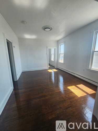 32 Geneva St 3 Beds Apartment for Rent - Photo gallery 1