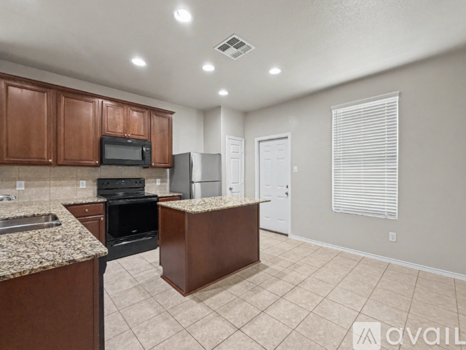 145 Miracle Dr 3 Beds Single Family Home for Rent - Photo gallery 4