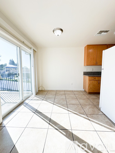 1315 Dustin Dr 2 Beds Apartment for Rent - Photo gallery 3