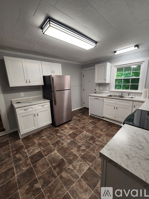 204 Shryer Rd 3 Beds Single Family Home for Rent - Photo gallery 2