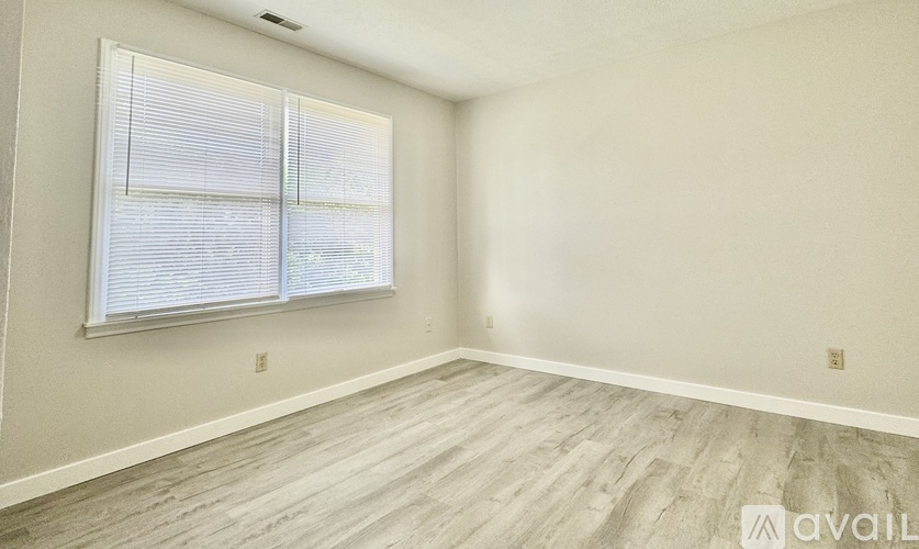 203 Cherokee Drive 3 Beds Single Family Home for Rent - Photo gallery 3