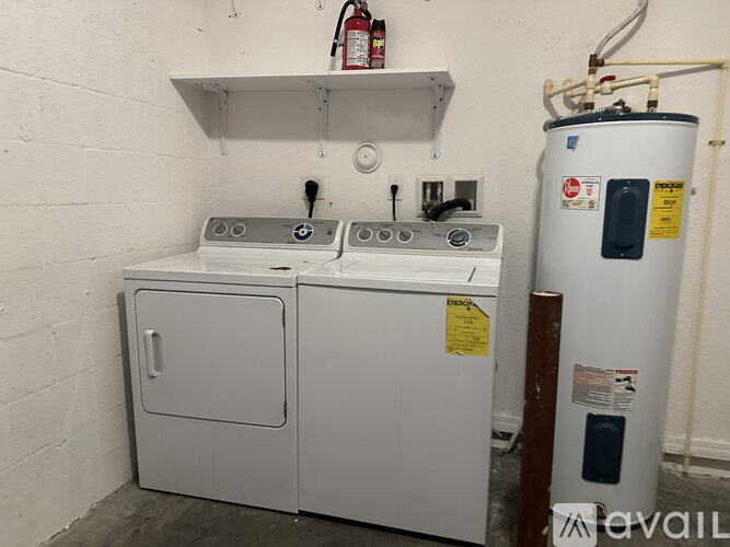 3530 NW 29th Ct 3 Beds Condo for Rent - Photo gallery 3