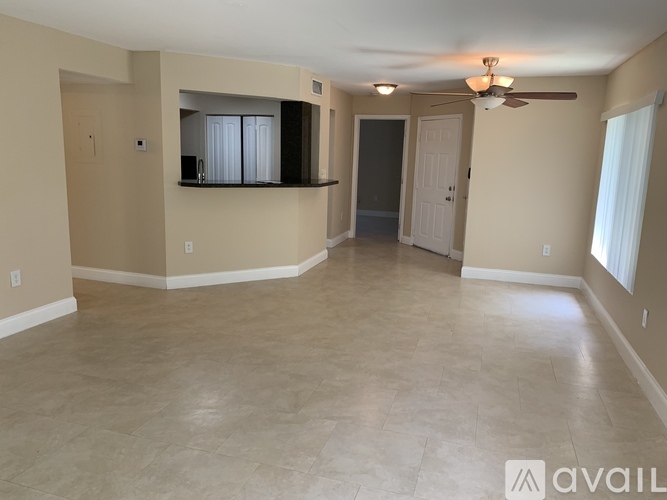 2460 NW 33rd St 2 Beds Apartment for Rent - Photo gallery 4