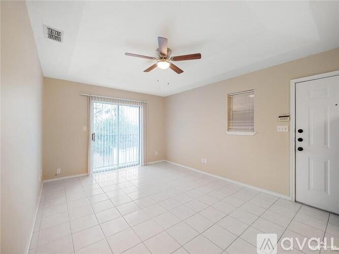1800 Oasis Dr 2 Beds Apartment for Rent - Photo gallery 3