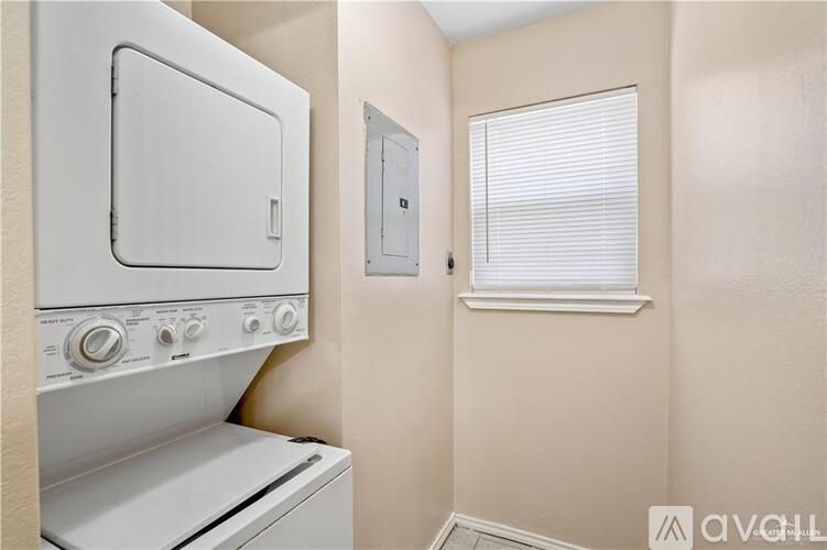 1800 Oasis Dr 2 Beds Apartment for Rent - Photo gallery 5