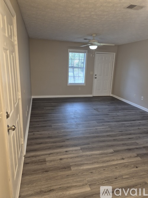 706 Raintree Lane 3 Beds Single Family Home for Rent - Photo gallery 4