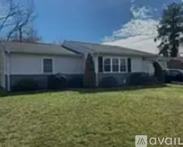 3033 Kenelm Drive 3 Beds Single Family Home for Rent - Photo gallery 2