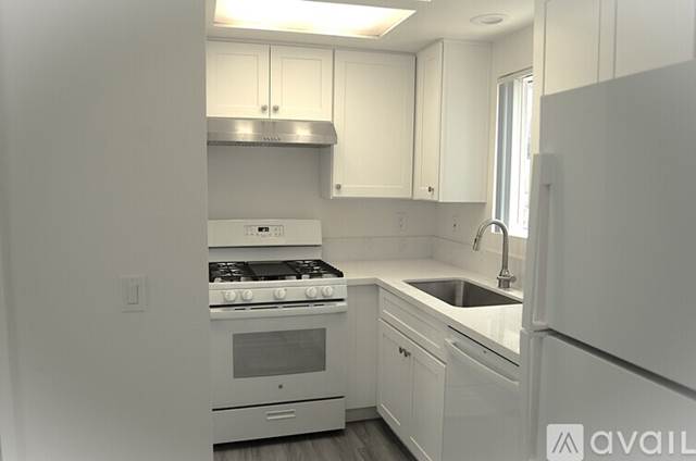 2-bedroom apartment at Mardi Gras Apartments in Orange, CA