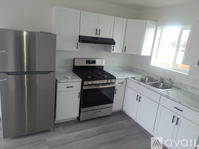 2031 C.N.Perry Avenue 1 Apartment for Rent - Photo gallery 2