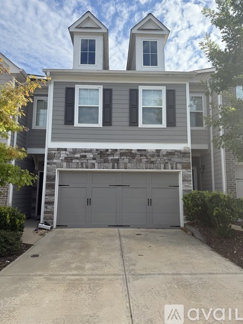 2726 Kemp Court 3 Beds Apartment for Rent