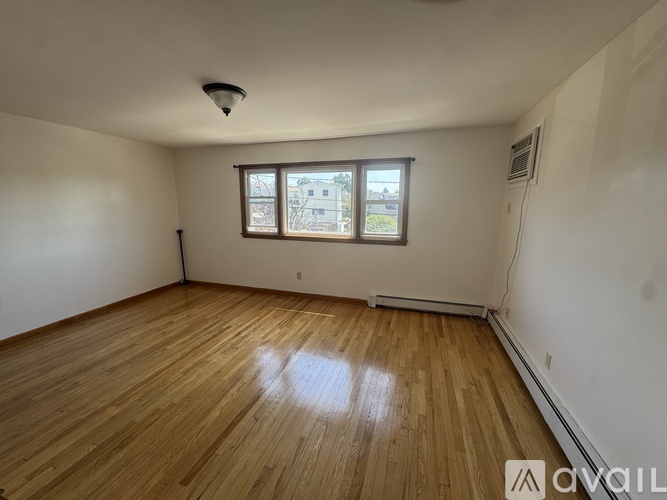190 Baltimore Ave 2 Beds Apartment for Rent - Photo gallery 3