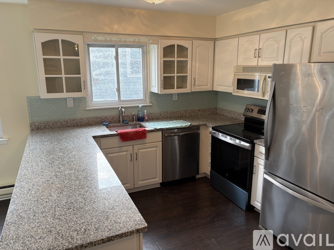 46 Patmore Road 2 Beds Single Family Home for Rent - Photo gallery 4