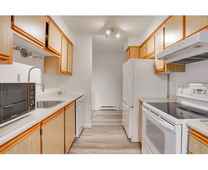 240 Place des Sorbiers 2 Beds Apartment, Condo, Home for Rent - Photo gallery 5