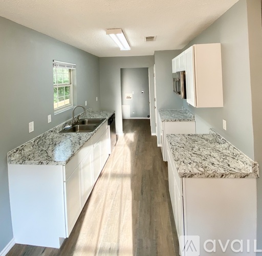 903 South 18th Street 3 Beds Single Family Home for Rent - Photo gallery 2