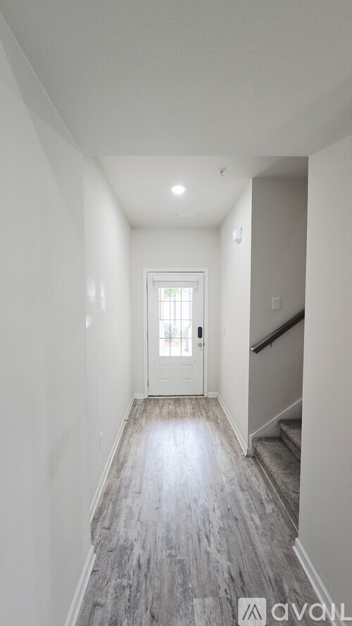 1159 Arrowlake Road 3 Beds Townhouse for Rent - Photo gallery 3