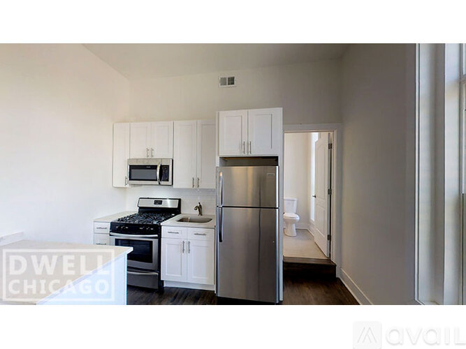 2362 N Clybourn Ave 2 Beds Apartment for Rent - Photo gallery 1