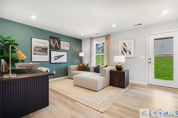 8728 Pioneer Hill Dr 3 Beds Townhouse for Rent - Photo gallery 1