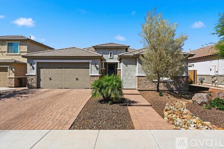 7228 West Tombstone Trail 3 Beds Single Family Home for Rent - Photo gallery 2
