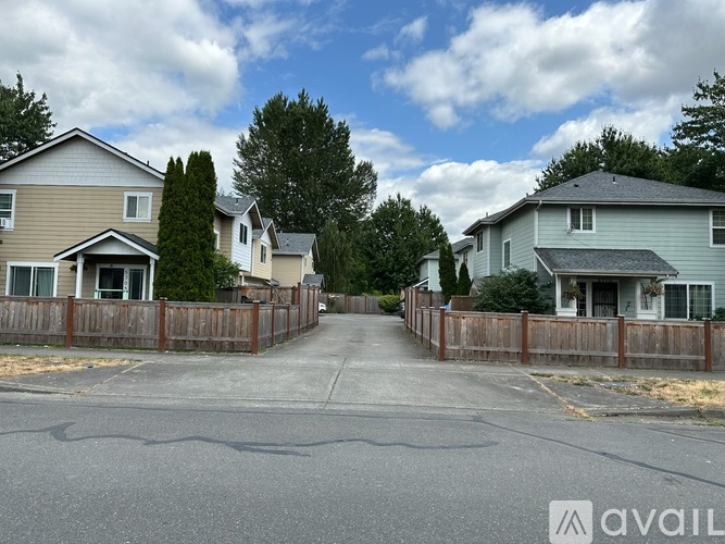 5705 Graham Ave 1 Townhouse for Rent - Photo gallery 2